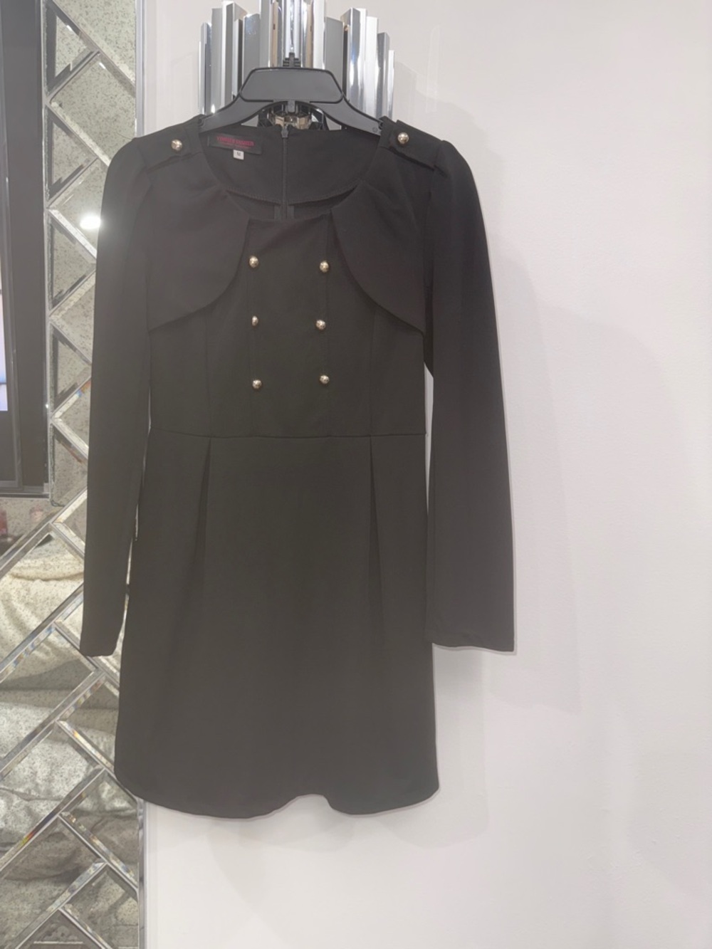Yimeier fashion Black Long Sleeve Button Dress with gold button hardware